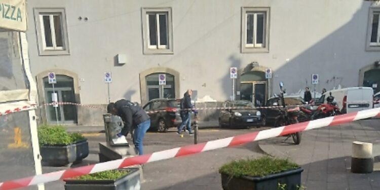 Napoli: Sparatoria nella notte al Plebiscito.