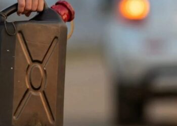 Salerno: Dà fuoco all’auto dell’ex, arrestato un 29enne.