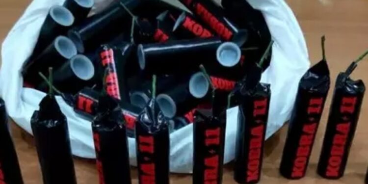 Napoli: Maxi sequestro di botti illegali, 2,5 tonnellate tra Napoli e provincia.