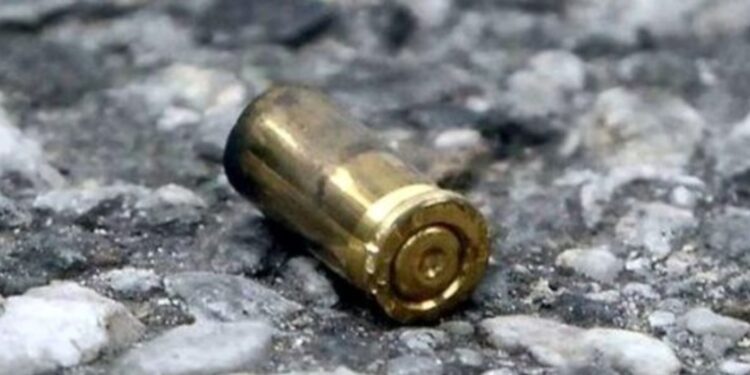 Torre Annunziata: gambizzato un 45enne in pieno centro.