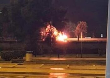 Autocisterna di gpl prende fuoco in autostrada.