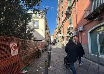 Napoli: 18enne accoltellato, quattro fermati, tutti minori.