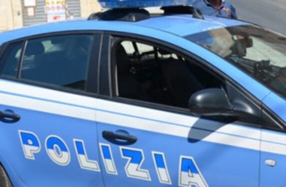 Napoli: 800 euro per riavere la propria auto, poi un biglietto con l’indicazione per ritrovarla.