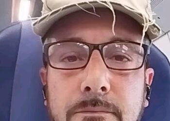 Tiktoker Salvatore Taglialatela annuncia un finto suicidio perché stolkerizzato dal giornalista Pino Grazioli e l’onorevole Borrelli, tutto falso.